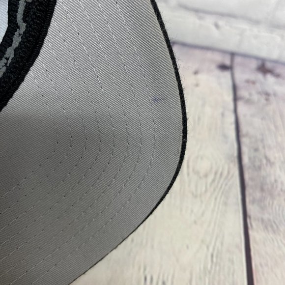 Baseball Hat Cap Stretch Fit L-XL YUPOONG Fort Mac Strong Flex Fit Embroidered - Picture 9 of 9